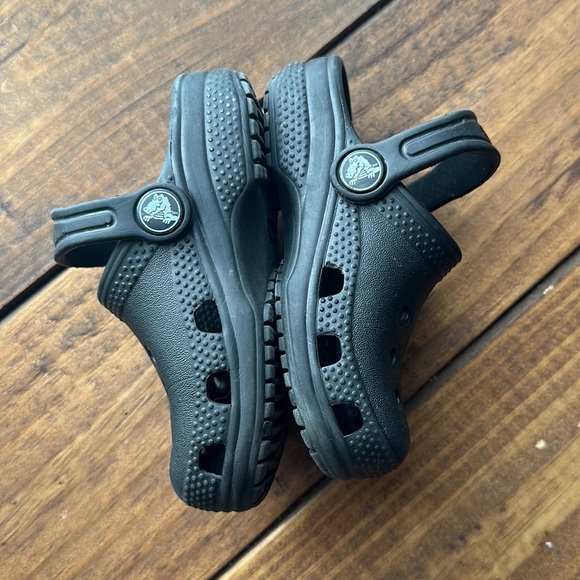 Crocs - Picture 3 of 6